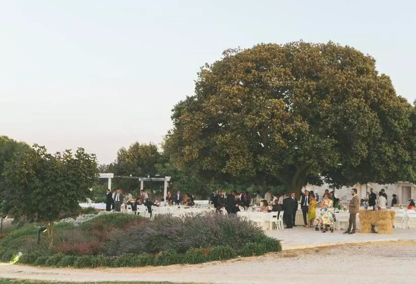 ホテル Masseria Torre Di Nebbia
