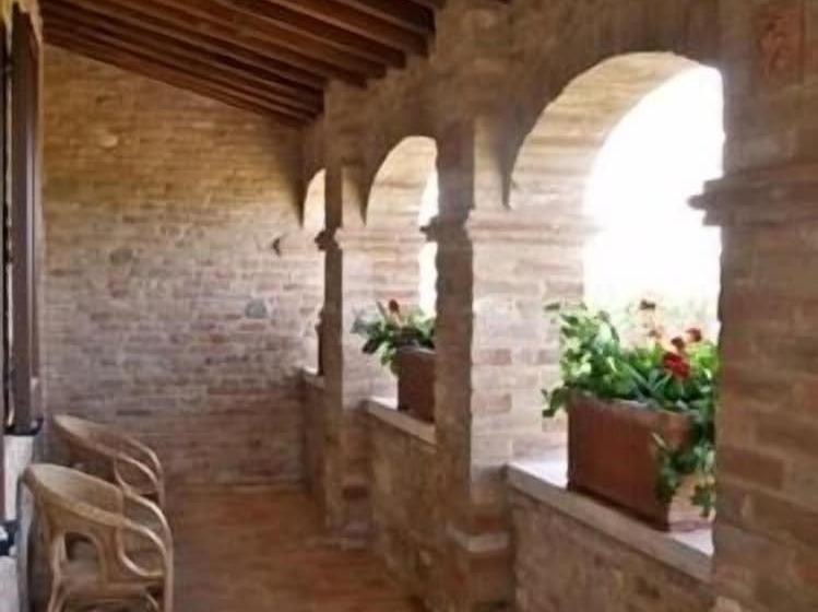 בית מלון כפרי Podere Fornaci