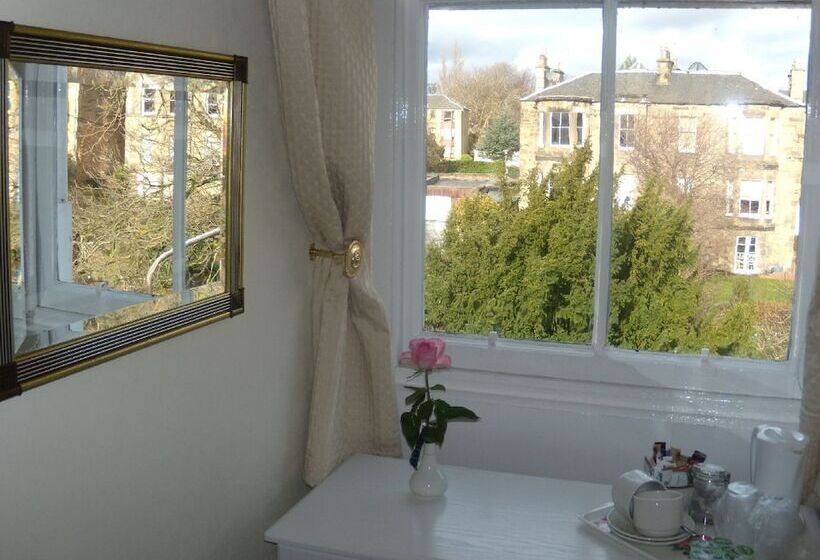 هتل Sonas Guesthouse