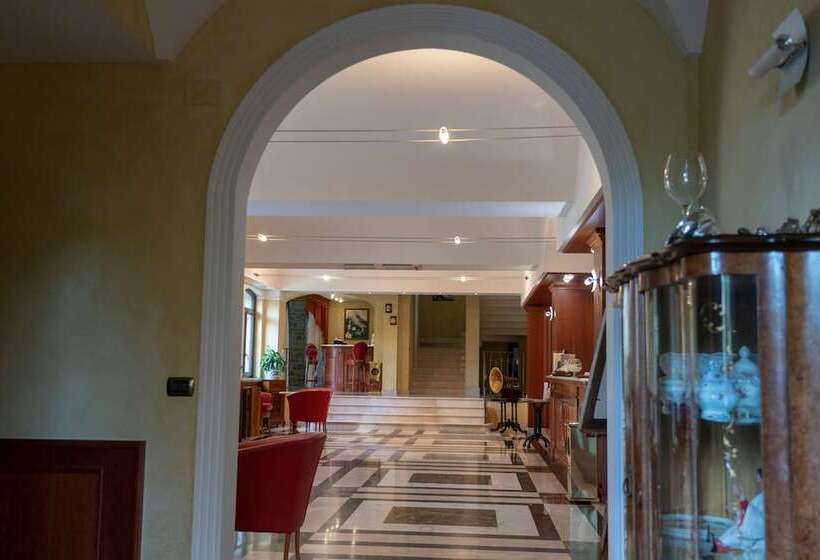 Отель Villa Venus Resort & Spa