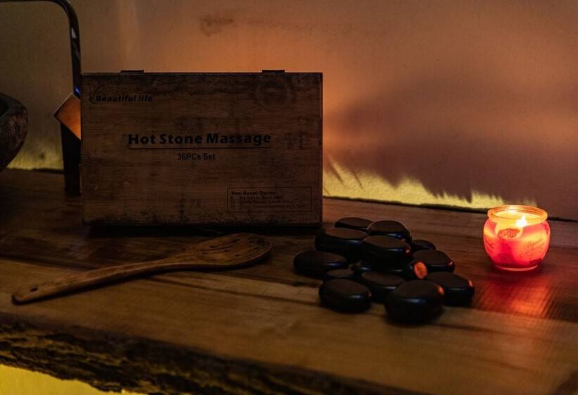 Отель Villa Venus Resort & Spa