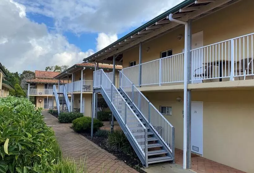 Higgins Lane Motel