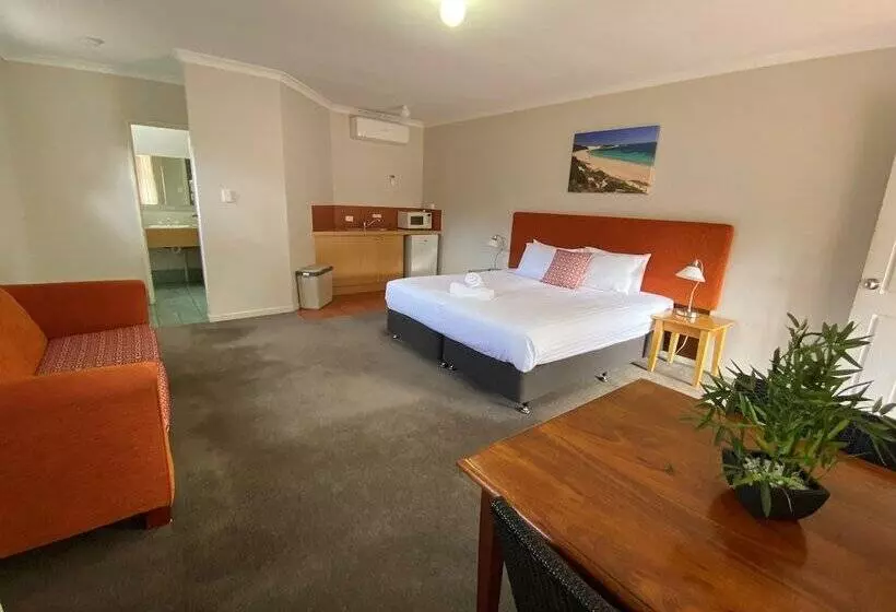 Higgins Lane Motel