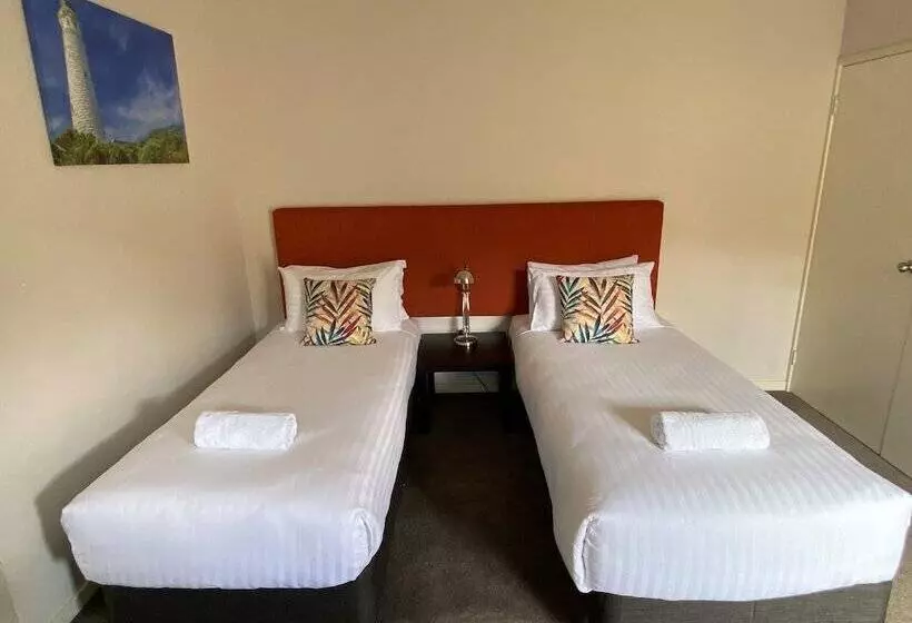 Higgins Lane Motel