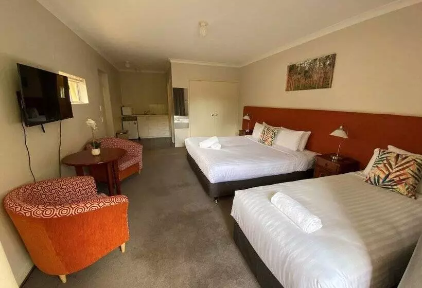 Higgins Lane Motel