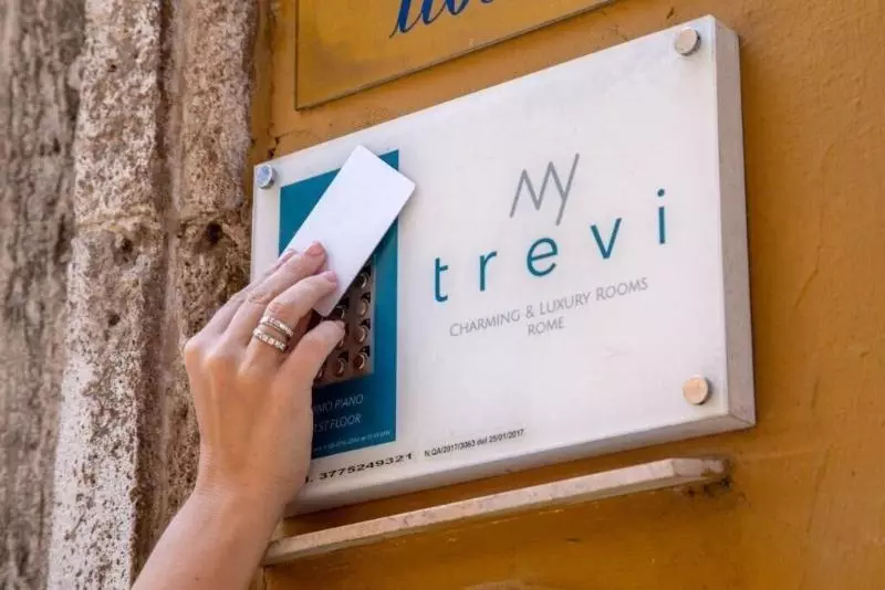مسافرخانه My Trevi Charming & Luxury Rooms
