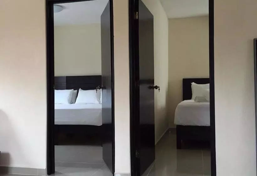 Hostel Whyz 4 You