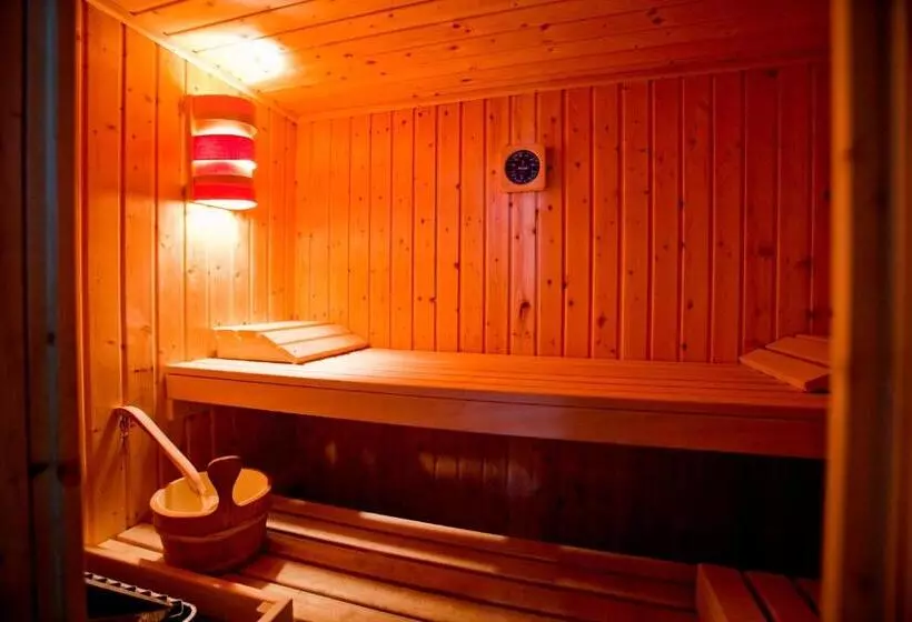 هتل B&b Luxe Suites 1 2 3