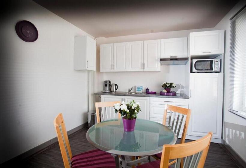 هتل B&b Luxe Suites 1 2 3