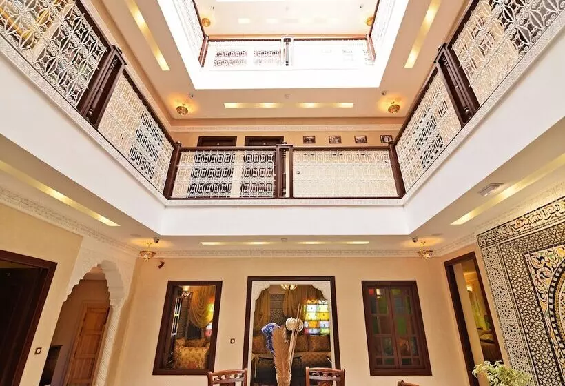 هتل Blue Sky Hôtel