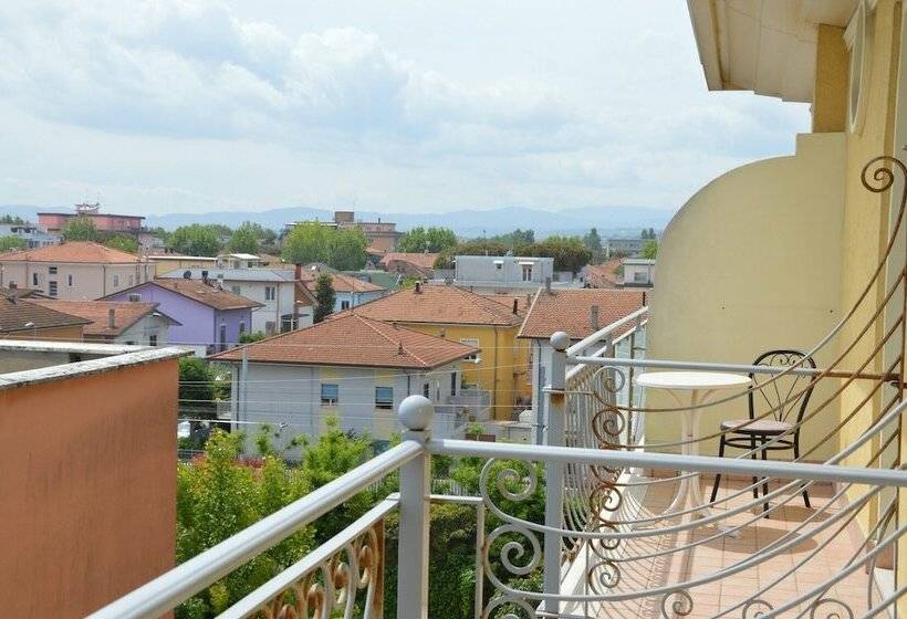 בית מלון כפרי Carolin