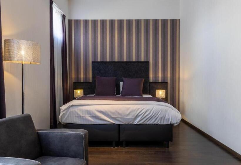 هتل De Boskar Peer