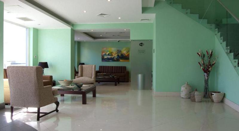 هتل Diego De Almagro Temuco