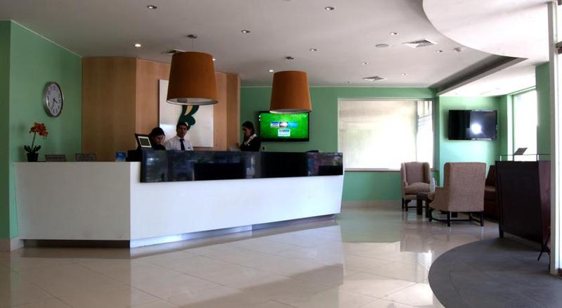 هتل Diego De Almagro Temuco