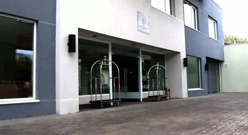 هتل Diego De Almagro Temuco