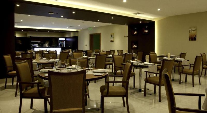 هتل Diego De Almagro Temuco