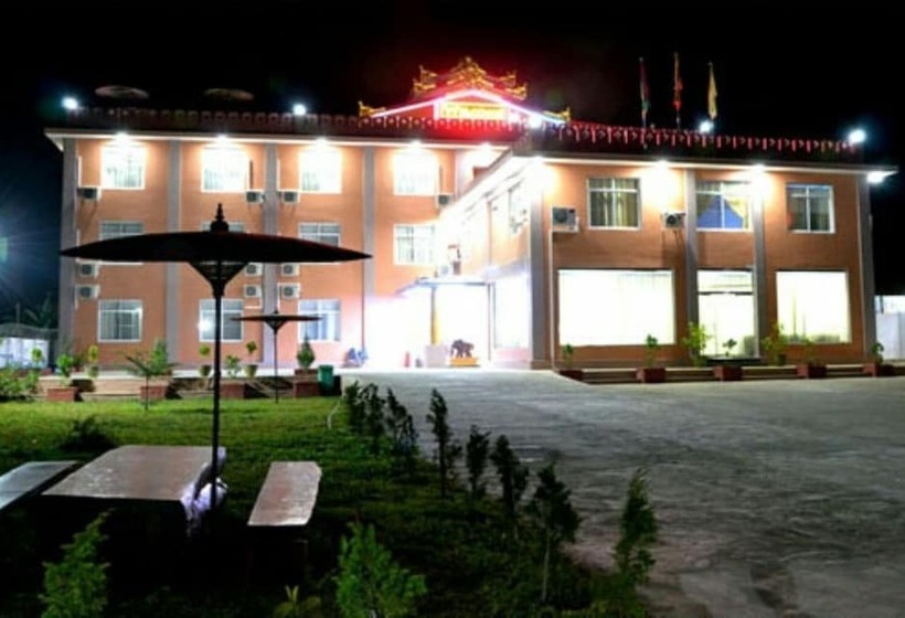 هتل Myat Nan Taw