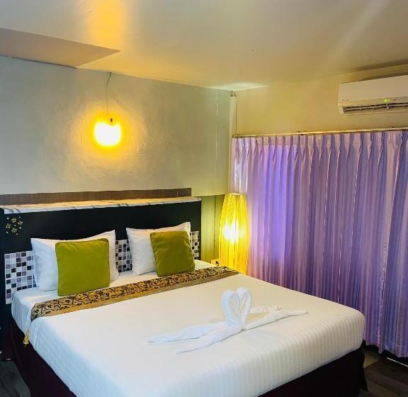 호텔 Pakor Boutique Resort