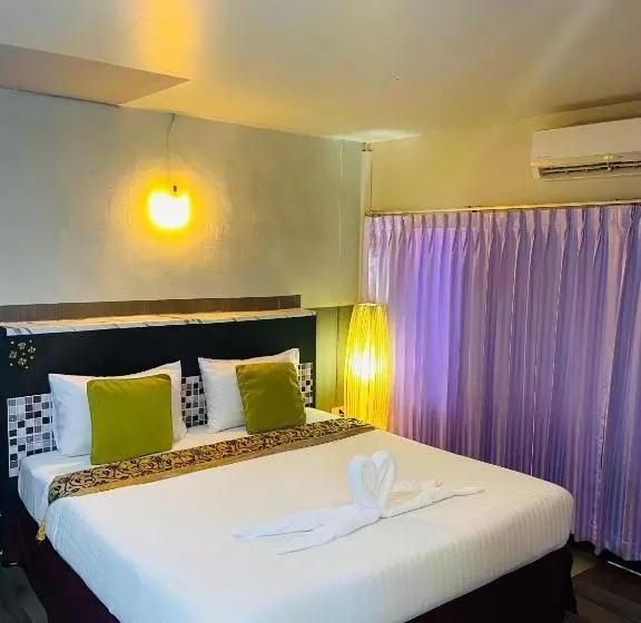 ホテル Pakor Boutique Resort
