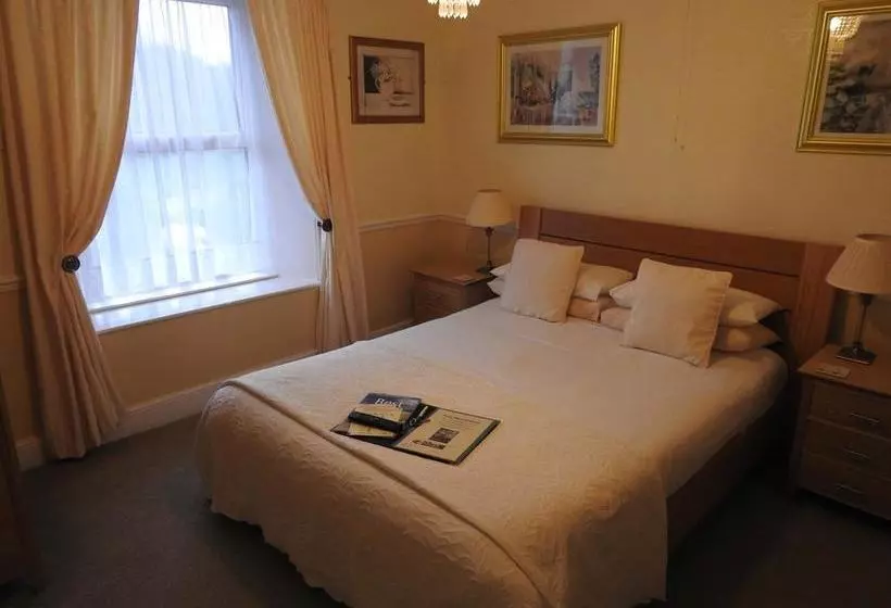 هتل The Pendennis Guest House