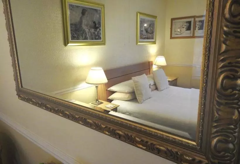 هتل The Pendennis Guest House