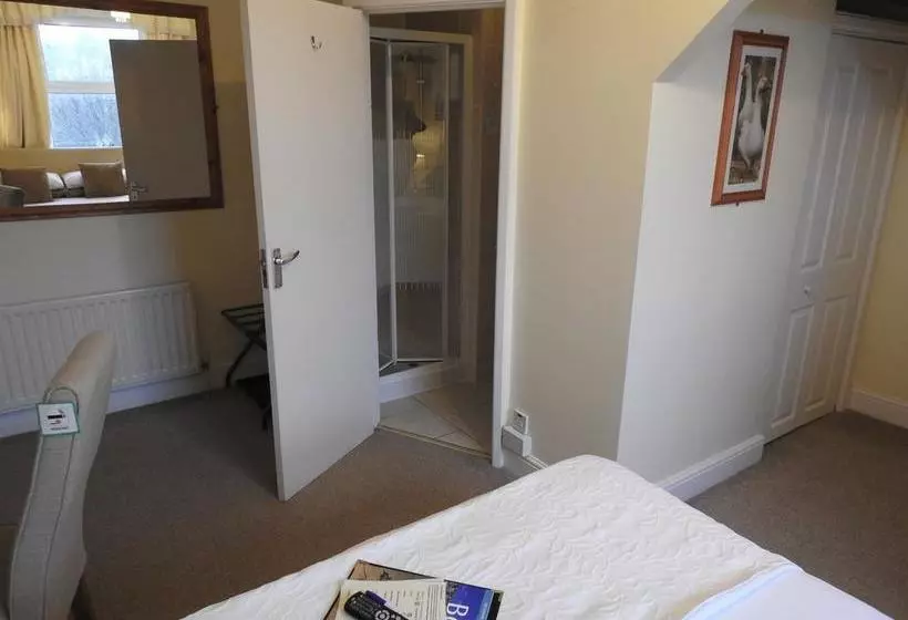 هتل The Pendennis Guest House