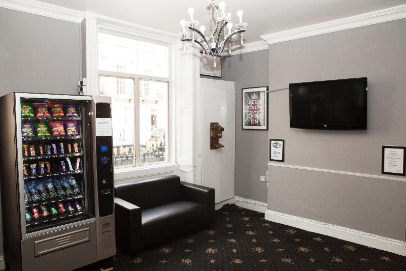 ホテル The Blair Victoria