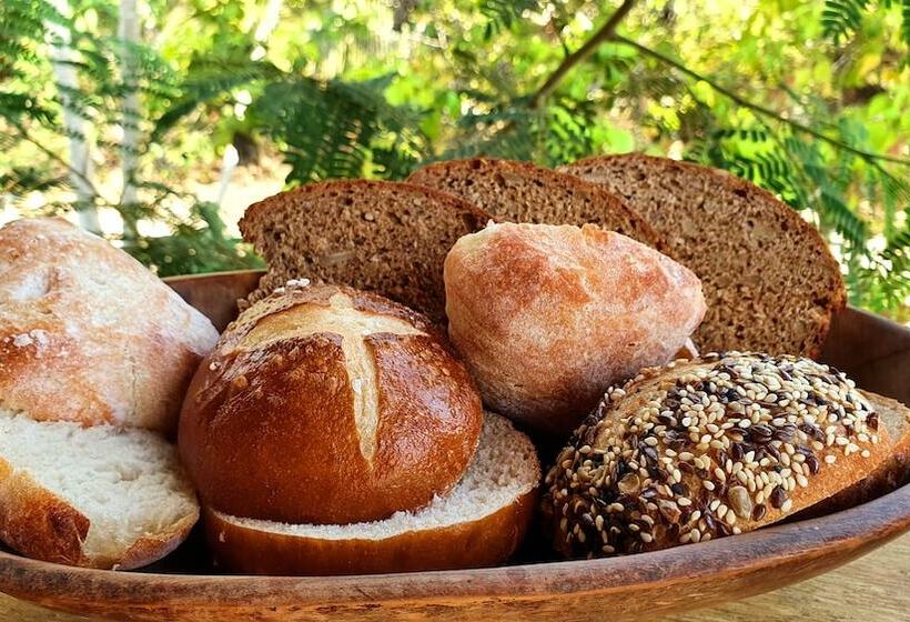 Отель Vanilla Hills Resort