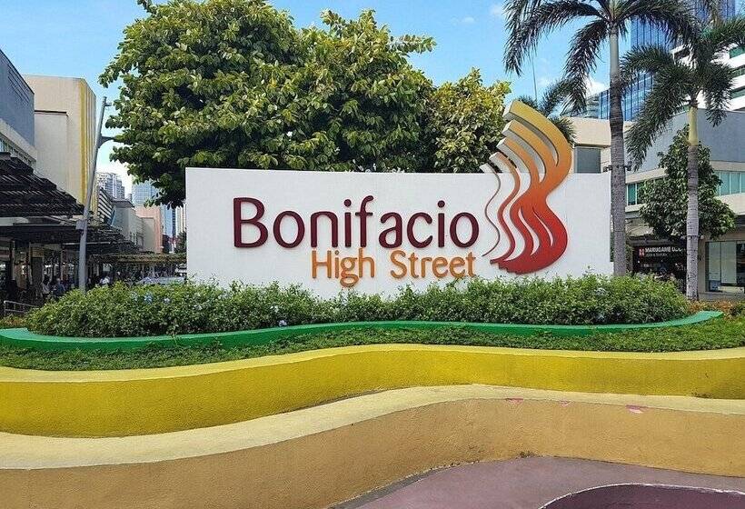 Maxstays Max Pavilion At The Venice Residences