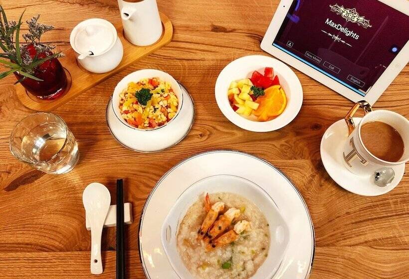 Maxstays Max Pavilion At The Venice Residences