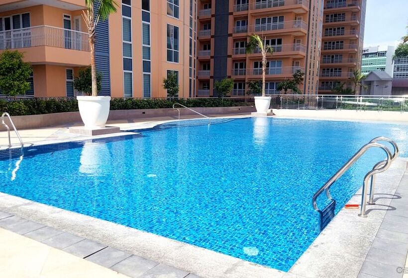 Maxstays Max Pavilion At The Venice Residences