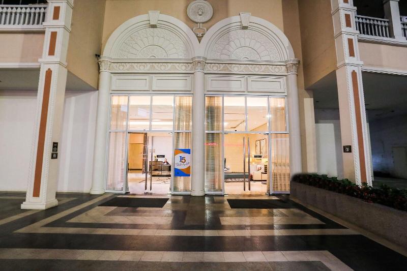 Maxstays Max Pavilion At The Venice Residences