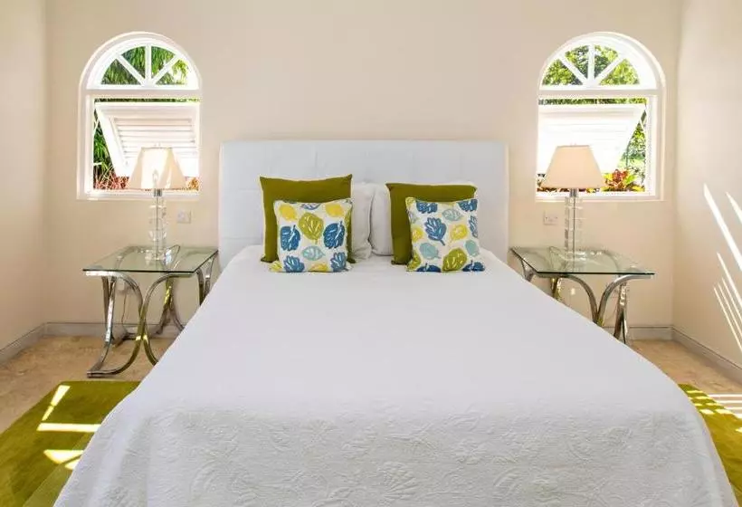Royal Villa 1