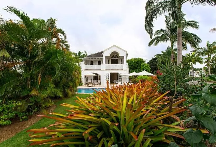 Royal Villa 1