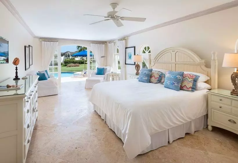 Royal Villa 1