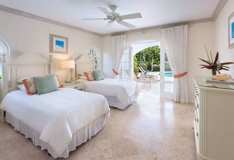 Royal Villa 1