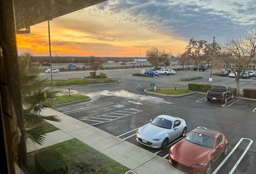 La Casa Modesto, Ascend Hotel Collection