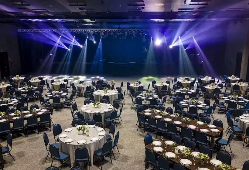 Plaza Hotel & Boulevard Convention – Vale Dos Vinhedos