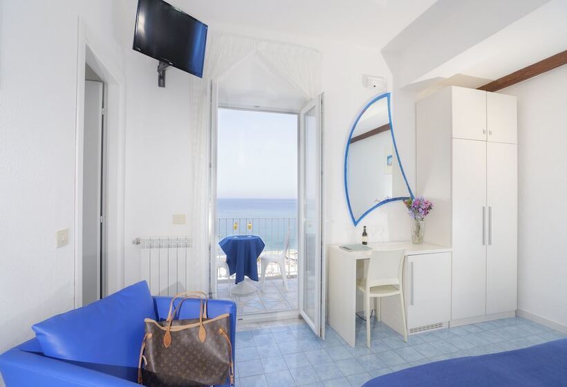 Room In B&b   Ischia Forio, In 4 Under The Sign Of Relaxation And Well Being