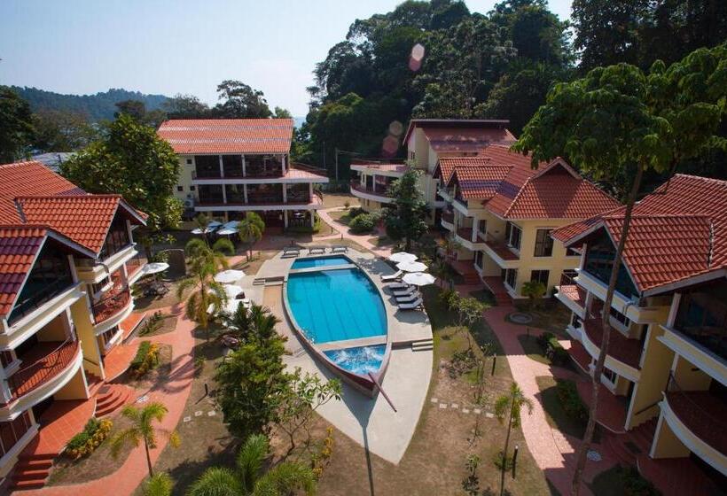 Hotel Anjungan Beach Resort