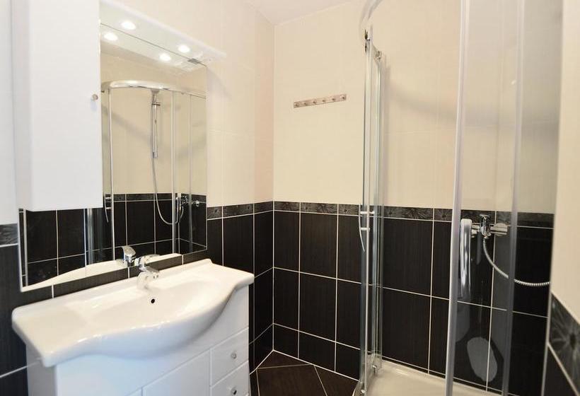 فندق Apartments Novi Vinodolski