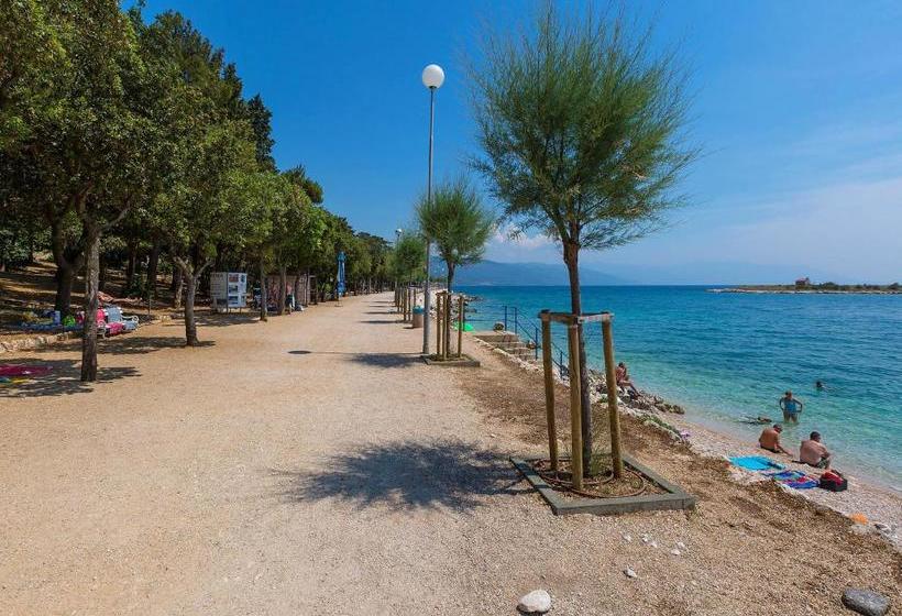 فندق Apartments Novi Vinodolski