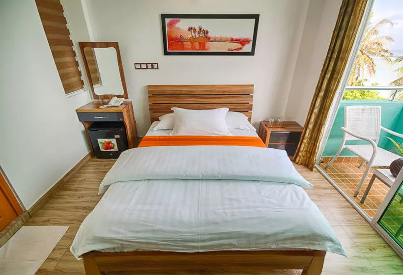 هتل Beach Sunrise Inn