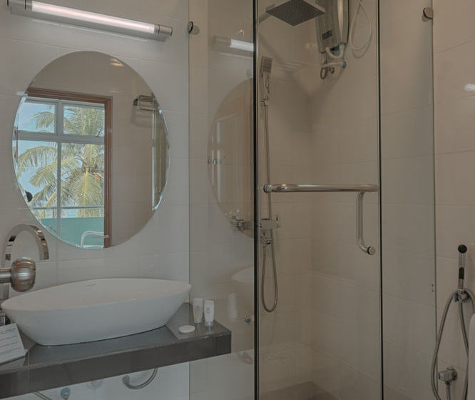 هتل Beach Sunrise Inn