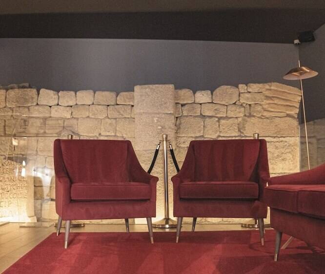 هتل Burgus Tribute & Design