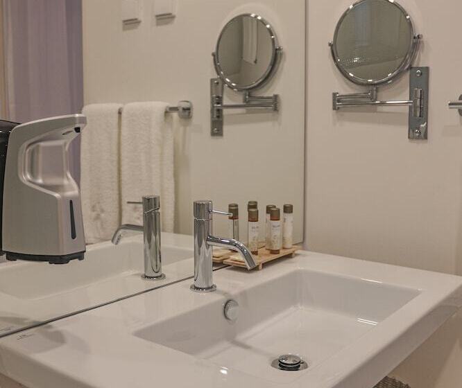 هتل Burgus Tribute & Design