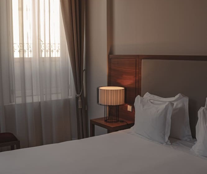 هتل Burgus Tribute & Design