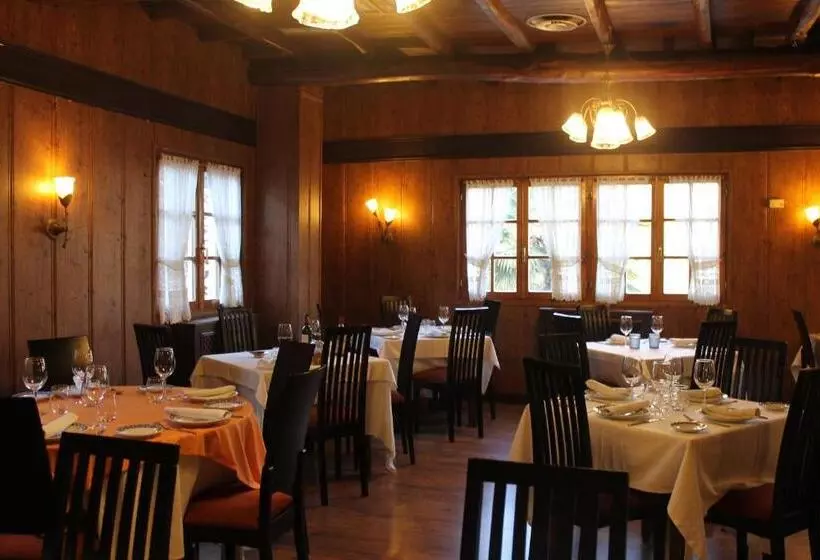 Hotel Molina Real