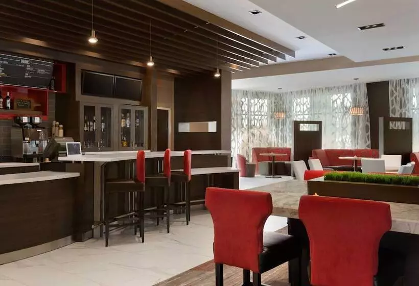 ホテル Courtyard By Marriott Toronto Mississauga/west
