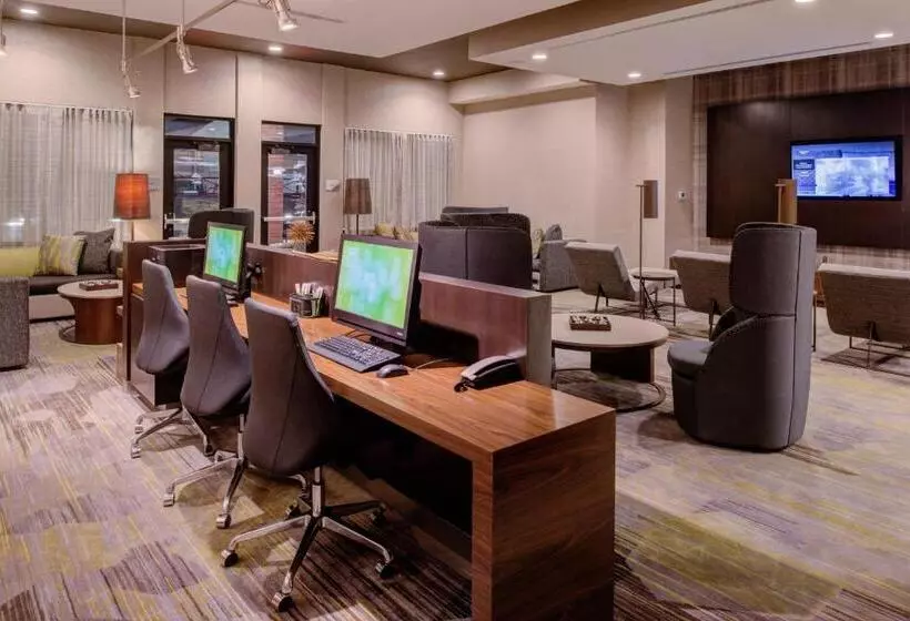 ホテル Courtyard By Marriott St Louis Chesterfield